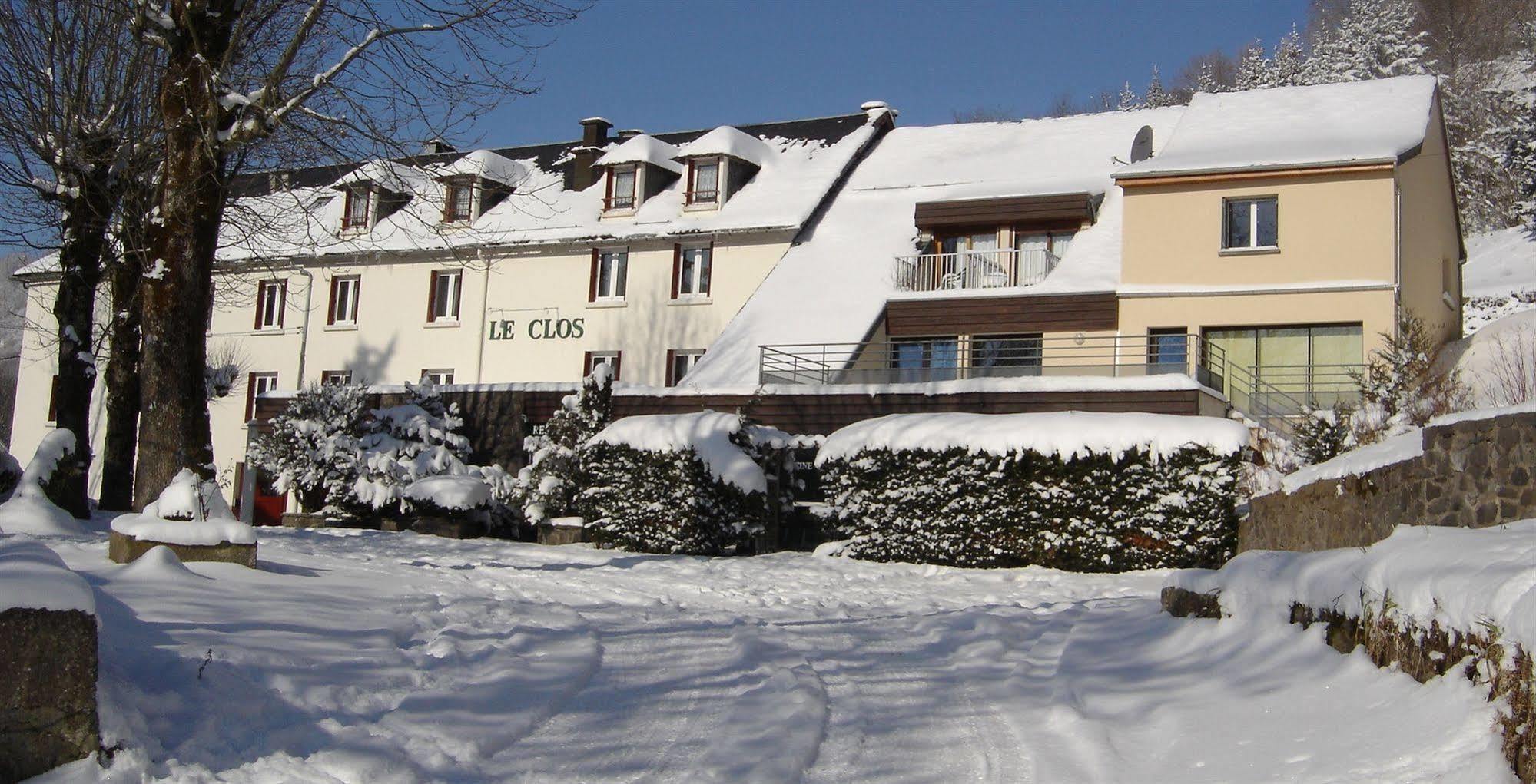 Hotel Restaurant Le Clos Besse-et-Saint-Anastaise Zewnętrze zdjęcie